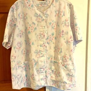 EUC! Vintage Women’s Cherokee button down floral scrub top, size 2X!